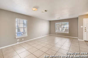 11 Fannin Post in San Antonio, TX - Building Photo - Building Photo