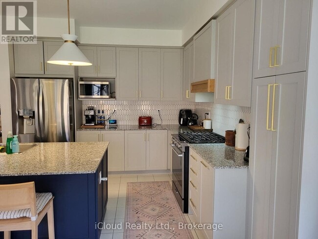 140 Courtney St in Bowmanville, ON - Building Photo - Building Photo