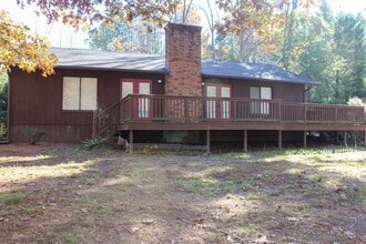 10 Tanglewood Rd in Palmyra, VA - Building Photo - Building Photo