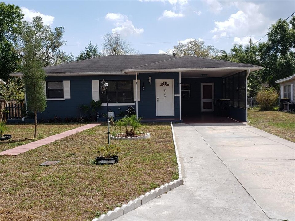 2509 Cetra Ct in Lakeland, FL - Building Photo