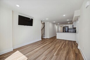 1519 N Sydenham St in Philadelphia, PA - Building Photo