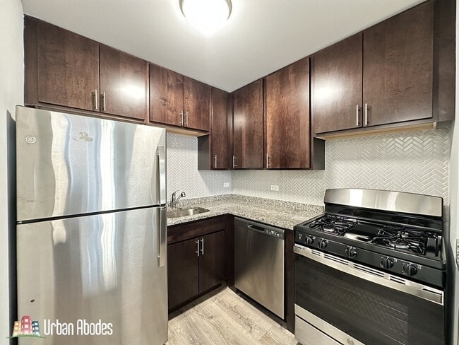 property at 528 W Surf St