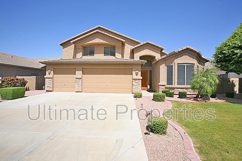 6336 W Misty Willow Ln in Glendale, AZ - Building Photo