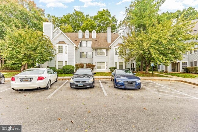 13570 Lord Sterling Pl