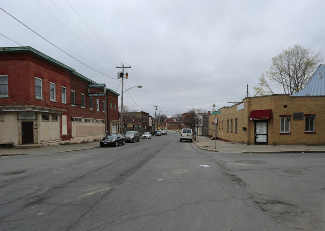 84 Lexington Ave in Albany, NY - Building Photo - Building Photo