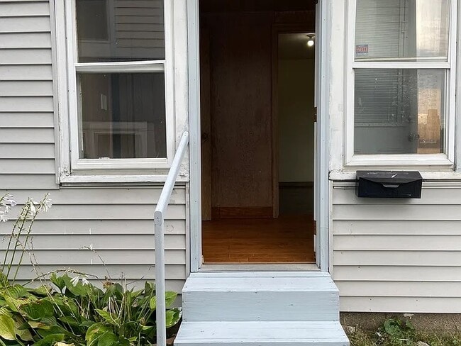 property at 705 Maryland Ave E