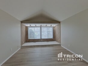 2836 Garden Dr in Lisle, IL - Building Photo - Building Photo