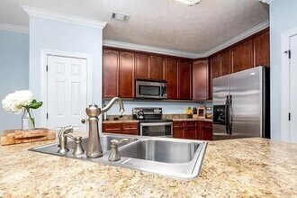 1630 Academy Dr in Auburn, AL - Building Photo - Building Photo
