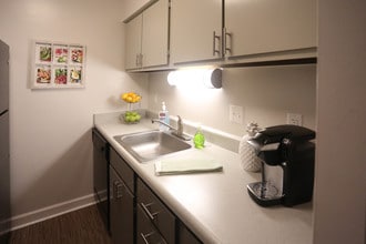 The Avalon Apartment Homes in Chesterfield, MO - Foto de edificio - Interior Photo