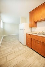 KAH Properties - 350 Building in Minneapolis, MN - Building Photo - Interior Photo