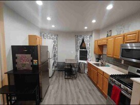 511 MacDade Blvd in Collingdale, PA - Building Photo