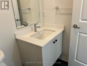 53 Tipp Dr in Richmond Hill, ON - Building Photo - Building Photo