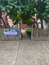 2206 Sarah St in Pittsburgh, PA - Building Photo - Building Photo