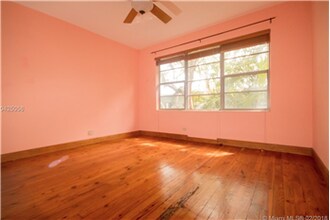 1145 Meridian Ave-Unit -11/12 in Miami Beach, FL - Foto de edificio - Building Photo