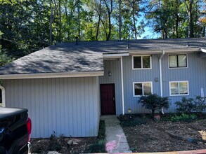 2288 Paces Ferry Rd SE in Smyrna, GA - Building Photo - Building Photo