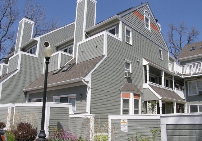 property at 1430 18th St