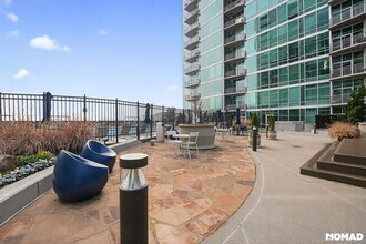 943 Peachtree St NE in Atlanta, GA - Building Photo - Building Photo