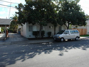 449-465 VENTURA Ave in Palo Alto, CA - Building Photo - Building Photo