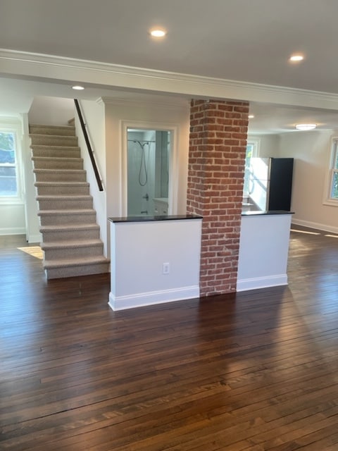 32 Oakland St, Unit #1 Upper Duplex in Huntington, NY - Building Photo - Building Photo