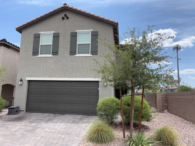 2974 Torreon Ln in Las Vegas, NV - Building Photo - Building Photo