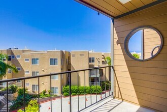 811 Kalpati Cir in Carlsbad, CA - Building Photo - Building Photo