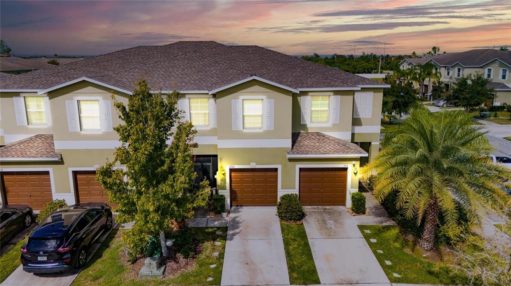 1722 Ivory Goose Pl in Ruskin, FL - Foto de edificio