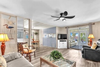 8191 SE Homestead Ave in Hobe Sound, FL - Building Photo - Building Photo