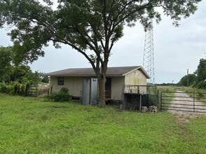 6827 Ensign Rd in Ennis, TX - Building Photo - Building Photo