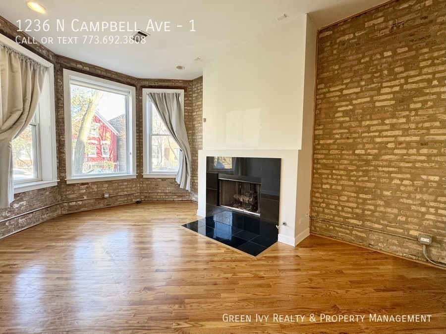 1236 N Campbell Ave in Chicago, IL - Building Photo