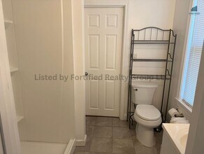 120 Walnut St in Fall River, MA - Building Photo - Building Photo