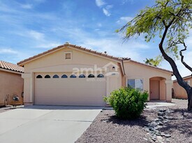 2185 W Frostwood Ln in Tucson, AZ - Building Photo