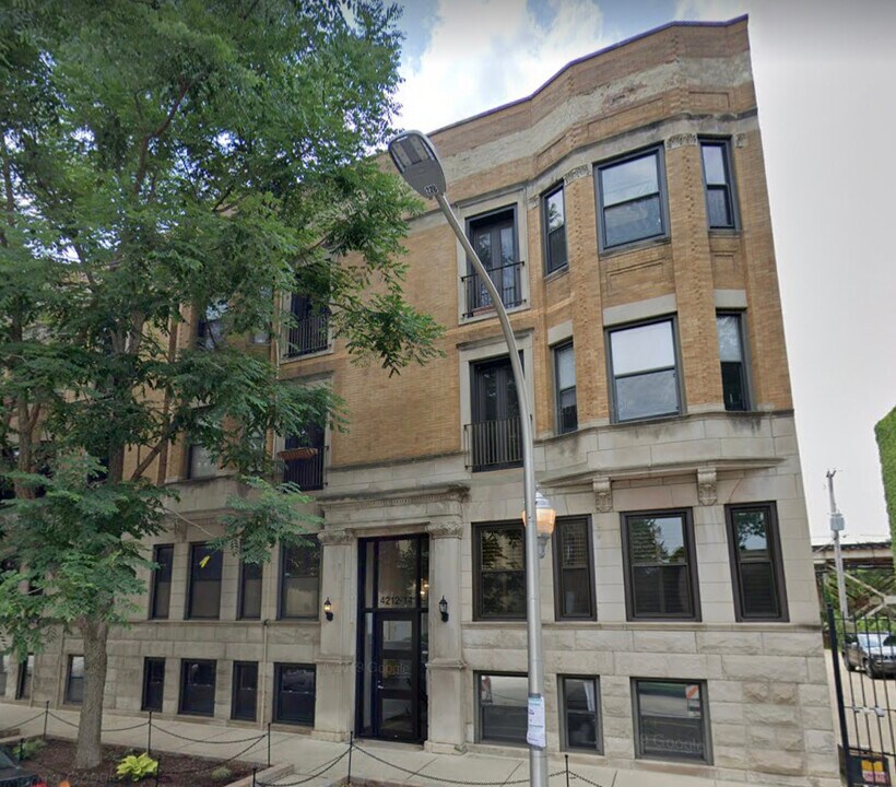 4214 N Kenmore Ave in Chicago, IL - Building Photo