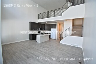 15089 S Reins Wy in Bluffdale, UT - Foto de edificio - Building Photo