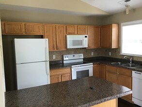 168 Tilmark Dr in Winston-Salem, NC - Building Photo - Building Photo