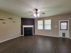 805 Arlington Pointe Dr in League City, TX - Building Photo - Building Photo