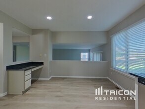 9995 Strathfield Ln in Littleton, CO - Building Photo - Building Photo