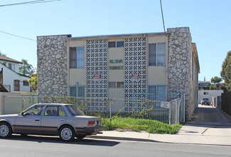 Aloha Terrace in National City, CA - Building Photo - Building Photo