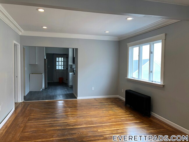 property at 45 Waverly St