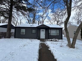 16752 Artesian Ave in Hazel Crest, IL - Building Photo