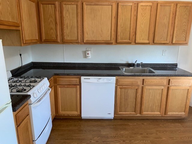 145 Englewood Ave, Unit 5 in Boston, MA - Building Photo - Building Photo