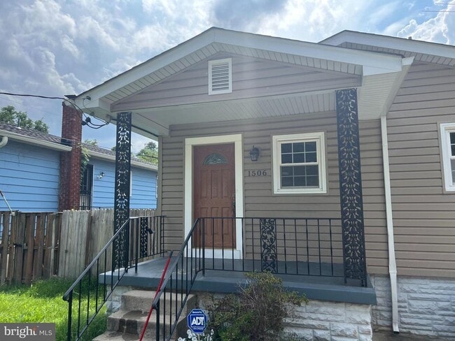 property at 1506 7th St