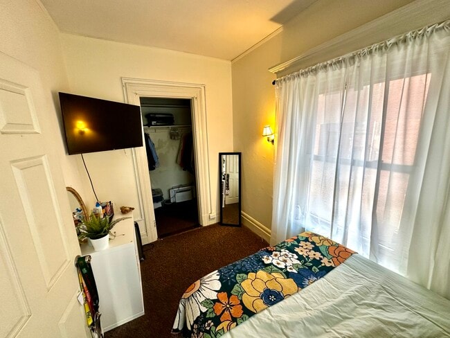 7 Miner St in Boston, MA - Foto de edificio - Building Photo