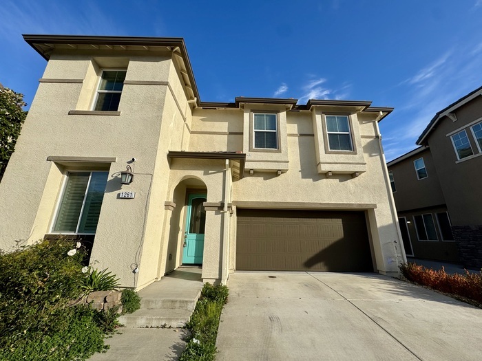 1261 Goldenrod Way in Rocklin, CA - Building Photo