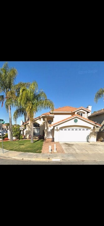 28650 Sand Island Way in Menifee, CA - Building Photo