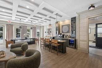 The Nixon Apartments in Wilmington, NC - Foto de edificio - Building Photo