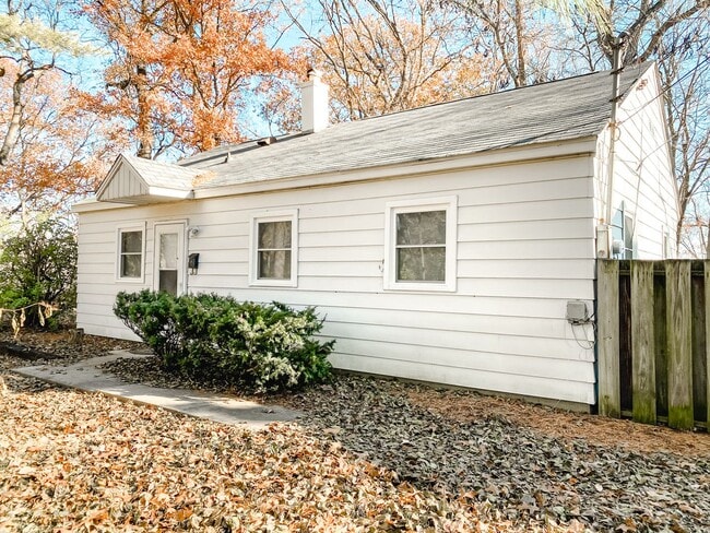 3 Bedroom and 1 bathroom home in West Lafayette, IN - Building Photo - Building Photo
