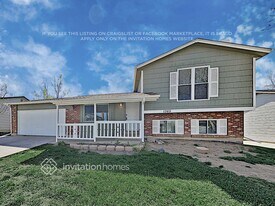 1365 S Zeno Way in Aurora, CO - Building Photo