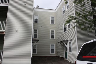 40 Bartlett St in Lewiston, ME - Building Photo - Other