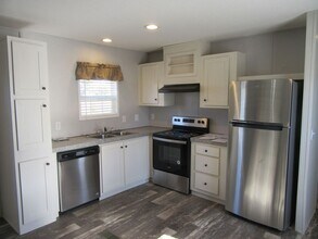 7026 Letohatchee St in Callaway, FL - Building Photo - Building Photo