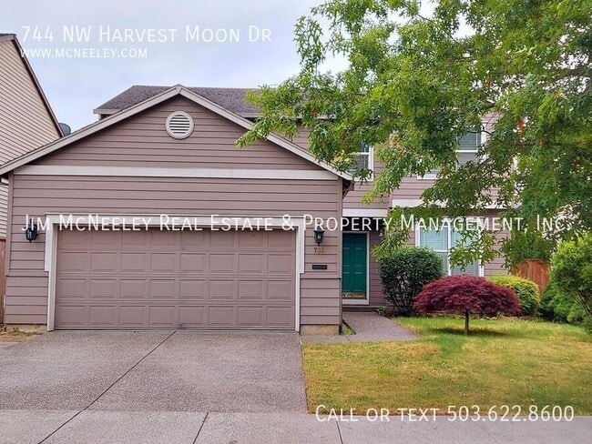 property at 744 NW Harvest Moon Dr